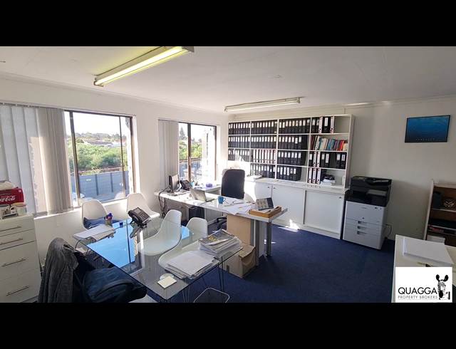 636M² WAREHOUSE TO LET IN DIEP RIVER