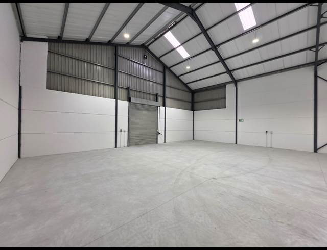 577M² WAREHOUSE TO LET IN FIRGROVE