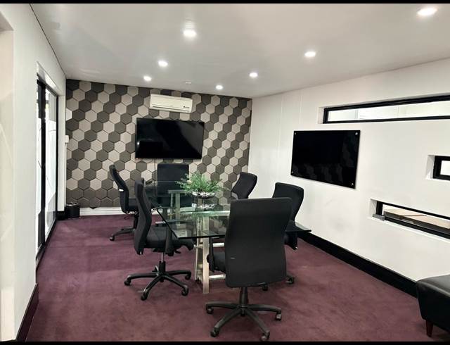 15M² SERVICED OFFICE TO LET IN BARBEQUE DOWNS