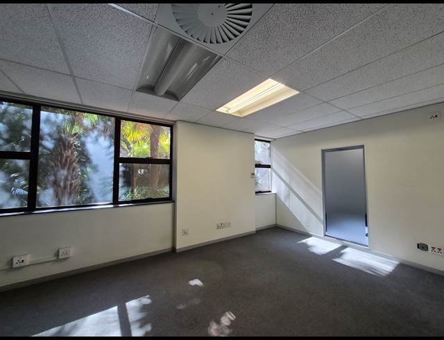 332M² OFFICE TO LET IN ROSEBANK