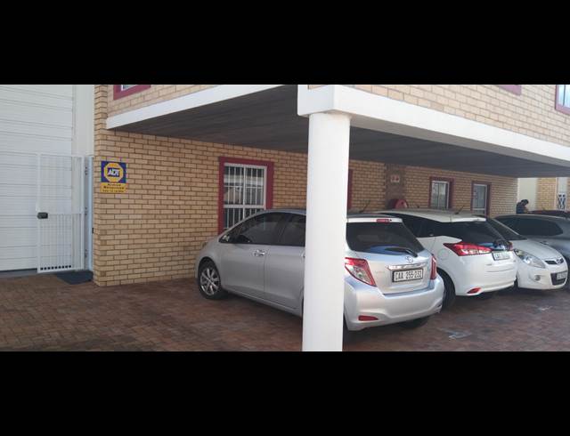 228M² MINI FACTORY TO LET IN MILNERTON CENTRAL