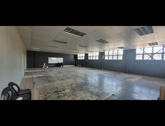 400M² WAREHOUSE TO LET IN NELSPRUIT CENTRAL