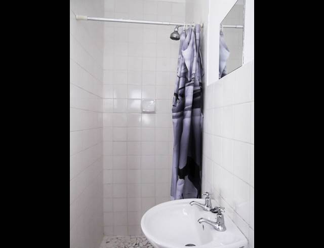 2 bed property to rent in SCHOTSCHE KLOOF