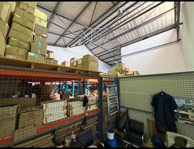 482M² WAREHOUSE TO LET IN KYALAMI