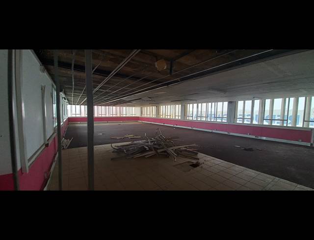 536M² BUSINESS TO LET IN BORDEAUX
