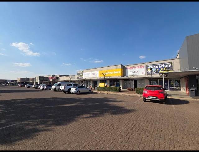 175M² RETAIL TO LET IN AERORAND
