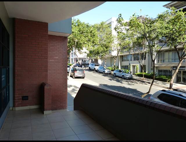 126M² BUSINESS CENTRE RENTED IN UMHLANGA RIDGE