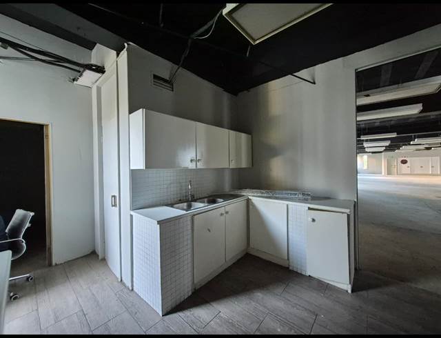 552M² OFFICE TO LET IN ROSEBANK