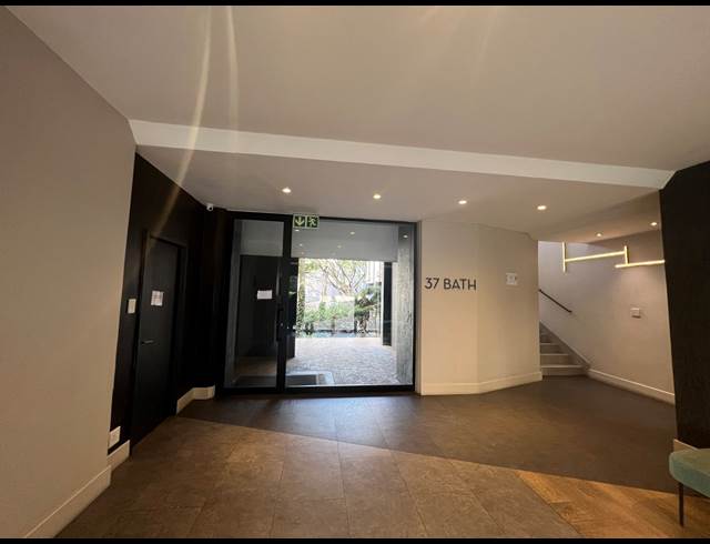 555M² OFFICE TO LET IN ROSEBANK