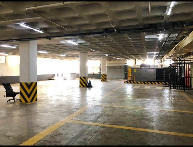 6,162M² OFFICE TO LET IN ISANDO