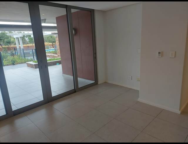 3 BEDROOM APARTMENT TO LET IN SIBAYA PRECINCT