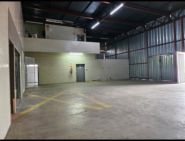7,011M² WAREHOUSE TO LET IN PRETORIA WEST