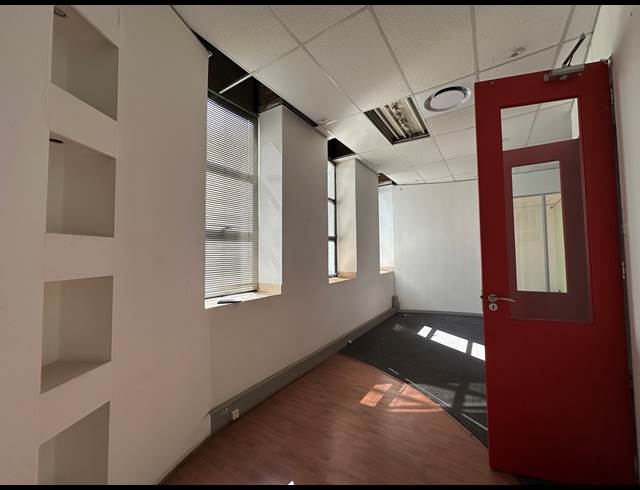 223.30M² OFFICE TO LET IN HIGHVELD TECHNOPARK
