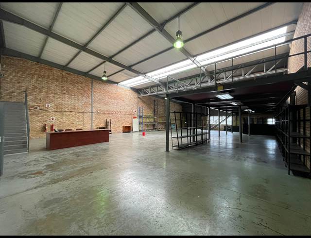 555M² WAREHOUSE TO LET IN RANDJESPARK