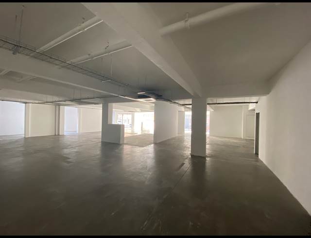 496M² RETAIL TO LET IN WOODSTOCK