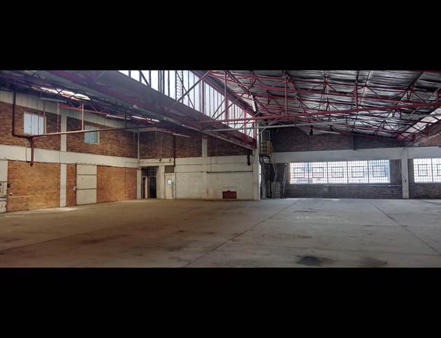 1,550M² WAREHOUSE TO LET IN BENROSE