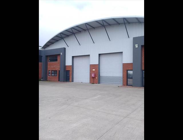 1,260M² WAREHOUSE TO LET IN AIRPORT INDUSTRIA