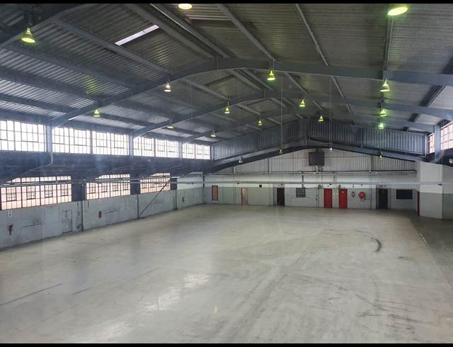 1,409M² WAREHOUSE TO LET IN CITY & SUBURBAN