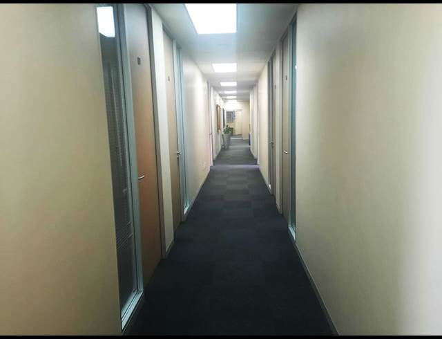 OFFICE PROPERTY TO RENT IN NEW REDRUTH