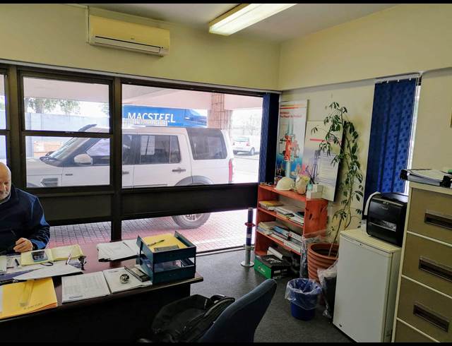 759.30M² WAREHOUSE TO LET IN BELLVILLE SOUTH INDUSTRIA