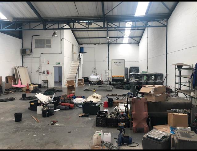 325M² WAREHOUSE TO LET IN MAITLAND