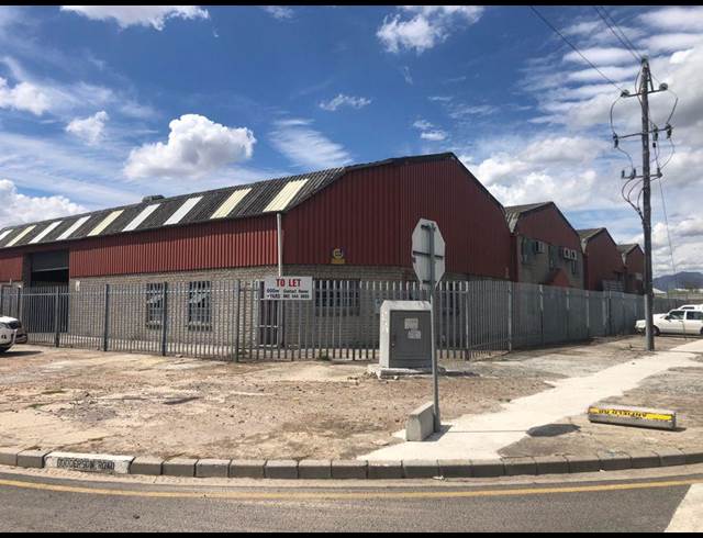 600M² WAREHOUSE TO LET IN BLACKHEATH INDUSTRIAL