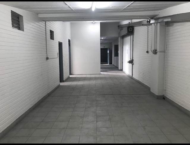 200M² WAREHOUSE TO LET IN WYNBERG