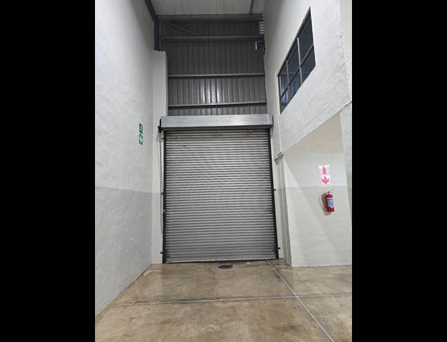 379M² WAREHOUSE TO LET IN RIVERHORSE VALLEY