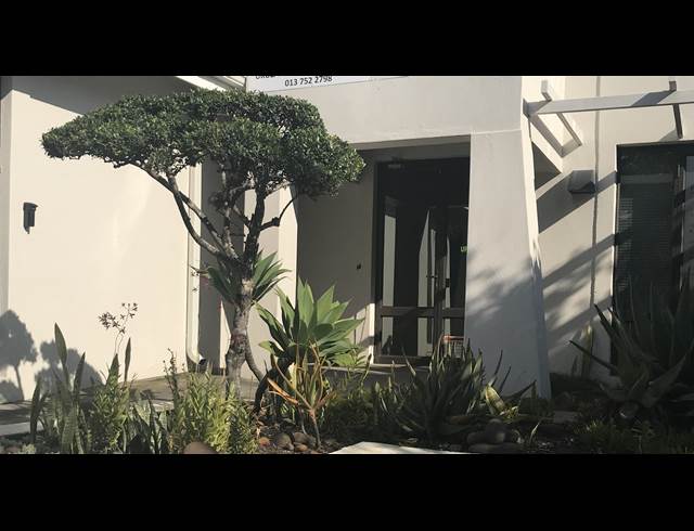129M² OFFICE RENTED IN NELSPRUIT EXT 2