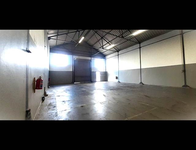383M² WAREHOUSE TO LET IN SILVERTON