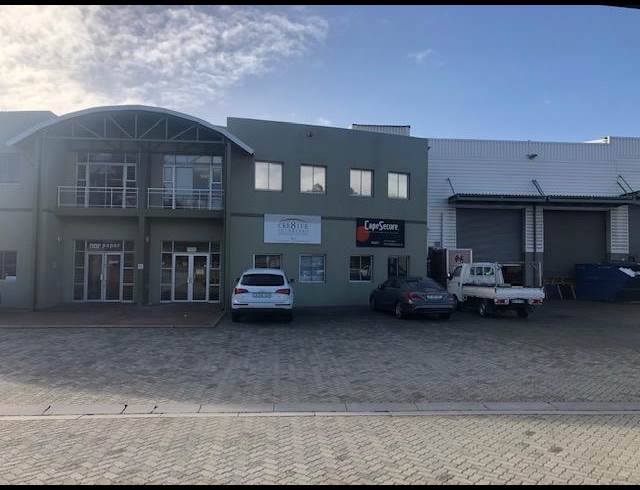 1,532M² WAREHOUSE TO LET IN NDABENI