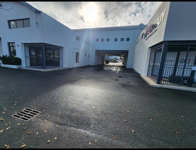 365M² WAREHOUSE TO LET IN SAXENBURG PARK 2