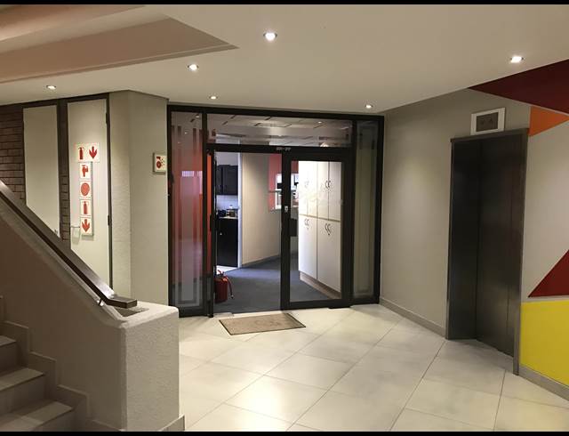 170M² OFFICE TO LET IN CENTURION CENTRAL