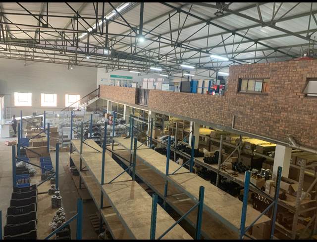 1,938M² WAREHOUSE TO LET IN RIVERSIDE PARK