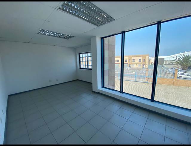 1,250M² WAREHOUSE TO LET IN KILLARNEY GARDENS