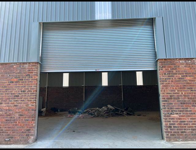515M² WAREHOUSE TO LET IN SEBENZA