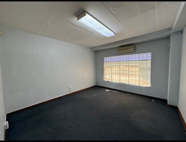 209M² OFFICE TO LET IN STRIJDOMPARK