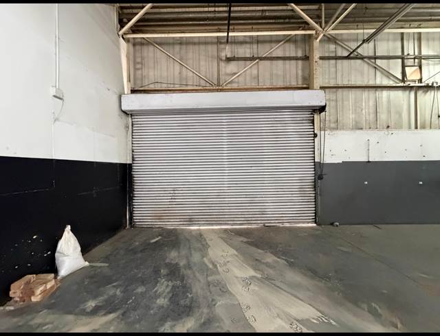 559M² WAREHOUSE TO LET IN HALFWAY HOUSE