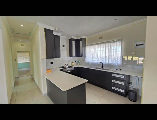 3 BEDROOM PROPERTY TO RENT IN MONDEOR