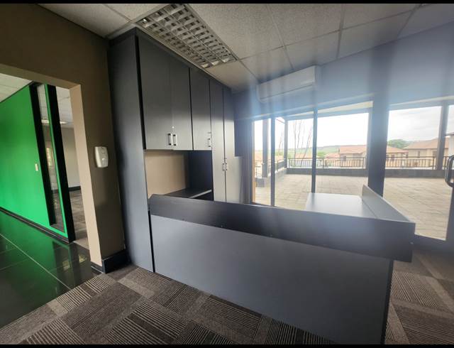 574.49M² OFFICE TO LET IN NOORDWYK