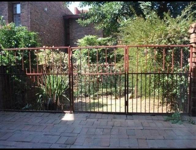 2 bed property to rent in THE HILL