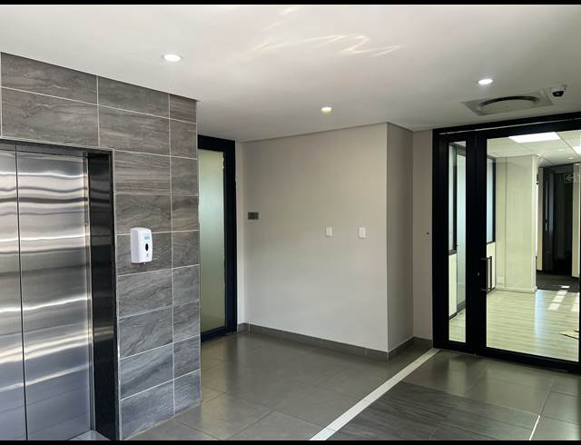 392M² OFFICE TO LET IN UMHLANGA RIDGE