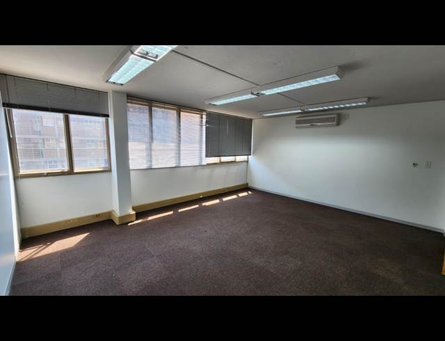 39M² OFFICE TO LET IN RIETFONTEIN