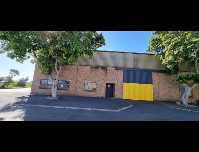 3,073M² WAREHOUSE TO LET IN AIRPORT INDUSTRIA