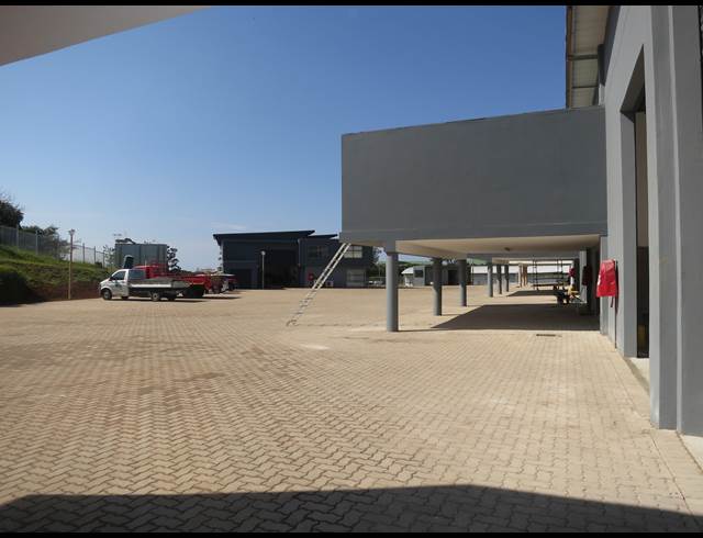 342M² MINI FACTORY TO LET IN BALLITO CENTRAL