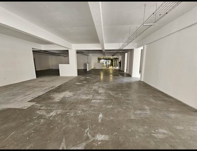 496M² RETAIL TO LET IN WOODSTOCK