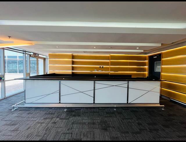 4,435M² OFFICE TO LET IN WATERFALL