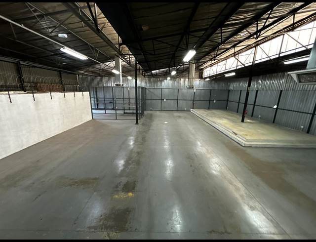 481M² WAREHOUSE TO LET IN KRAMERVILLE