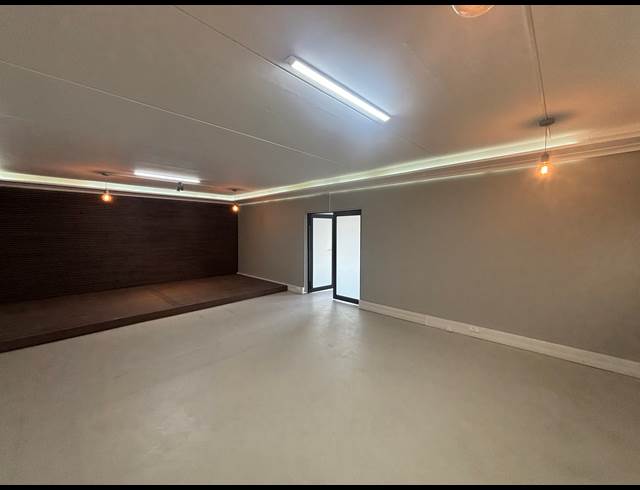 494M² WAREHOUSE TO LET IN FIRGROVE