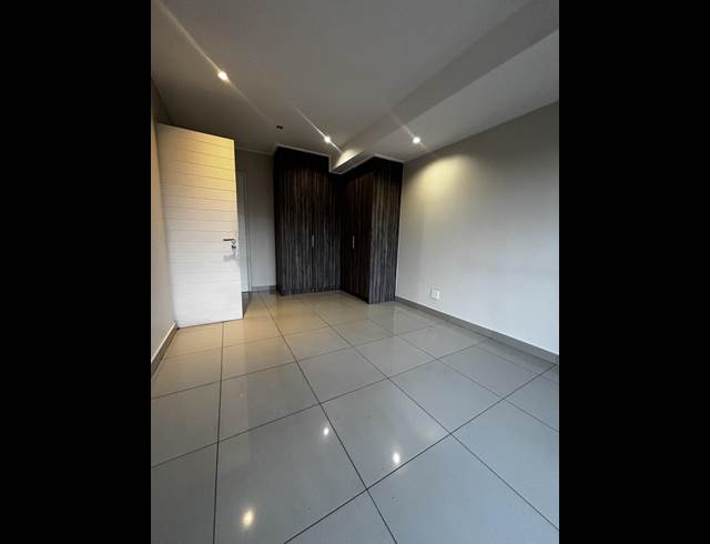 2 BEDROOM APARTMENT TO LET IN PARKMORE